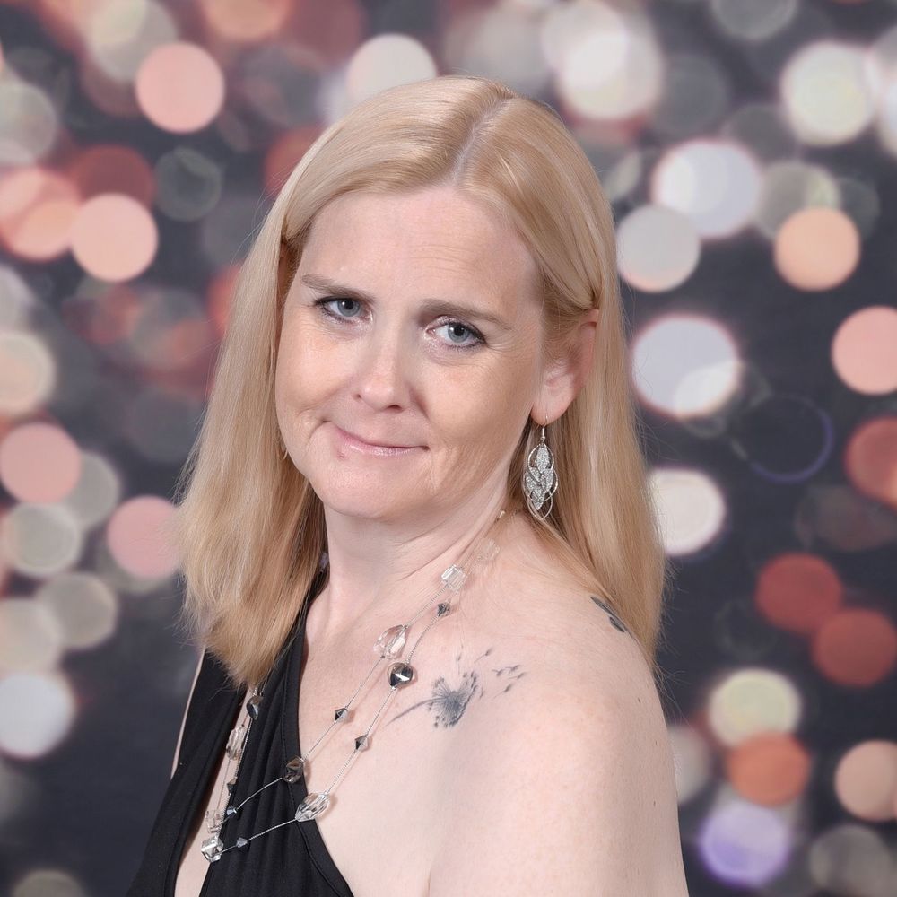 Meet your Posher, Julie